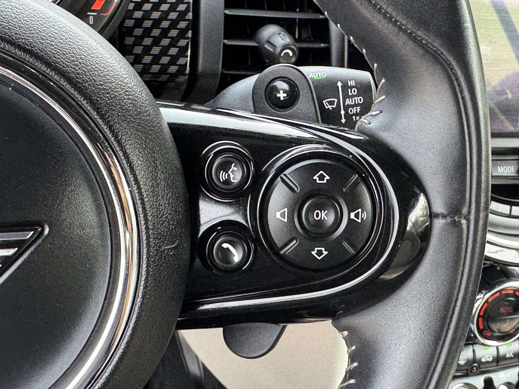 Used 2020 MINI Cooper S FWD image 13