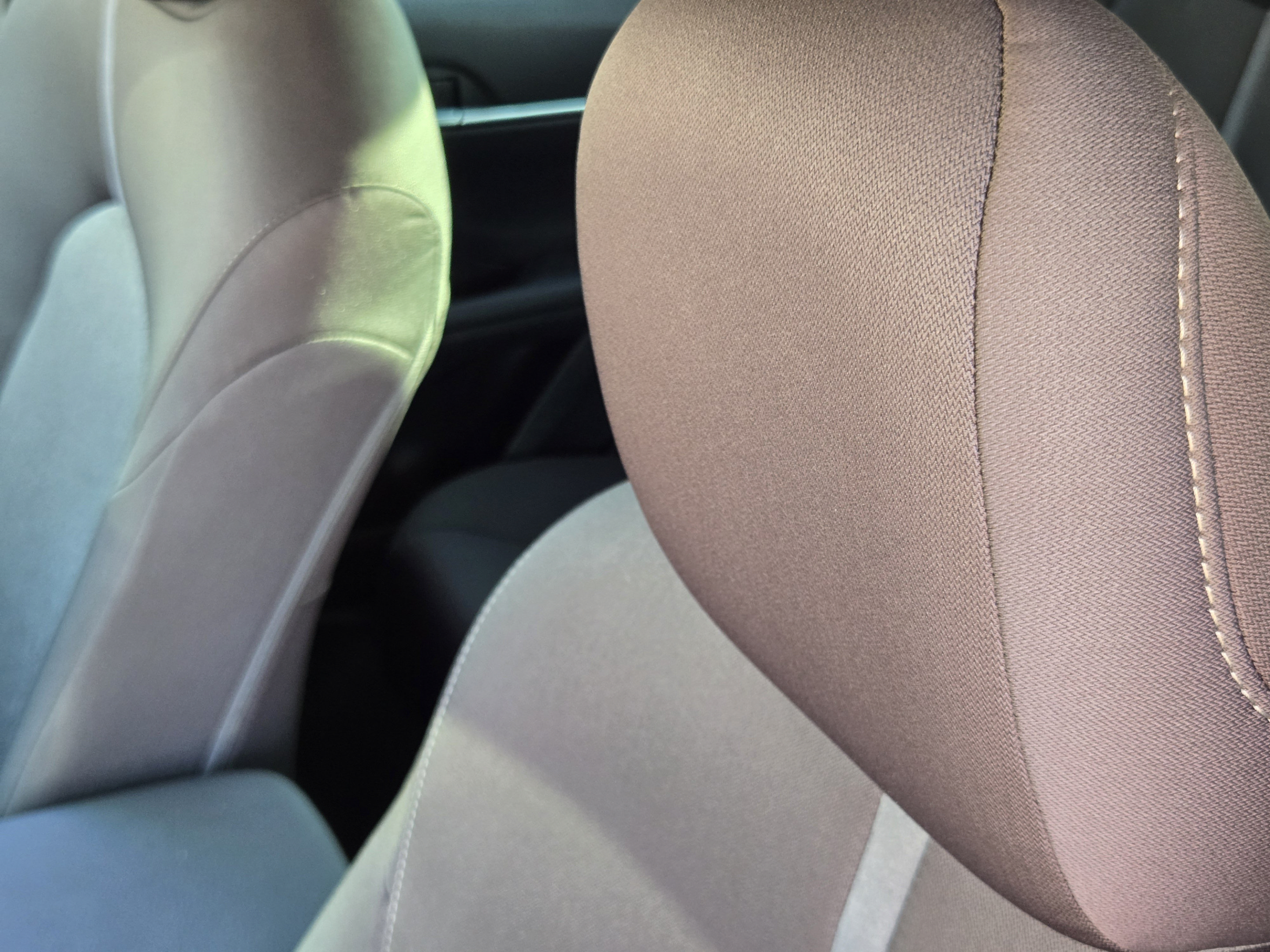Used 2021 Toyota Camry LE FWD image 11