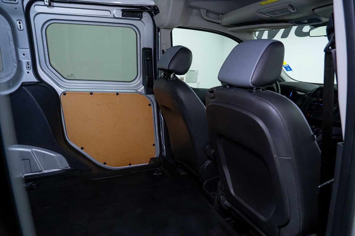 Used 2016 Ford Transit Connect XL FWD image 18