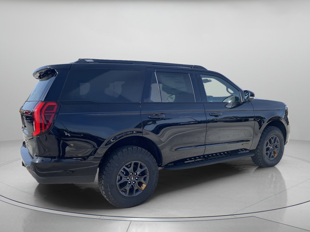 New 2026 Ford Expedition Tremor image 3