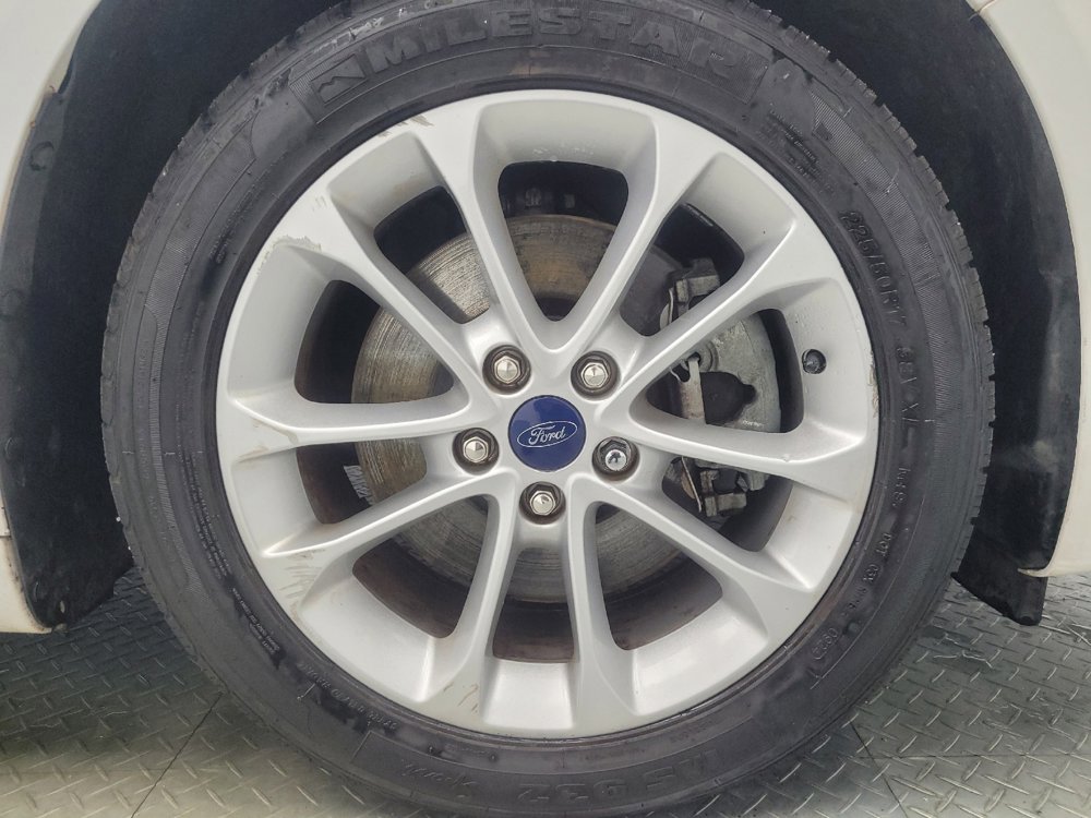 Used 2020 Ford Fusion Energi Titanium FWD image 31