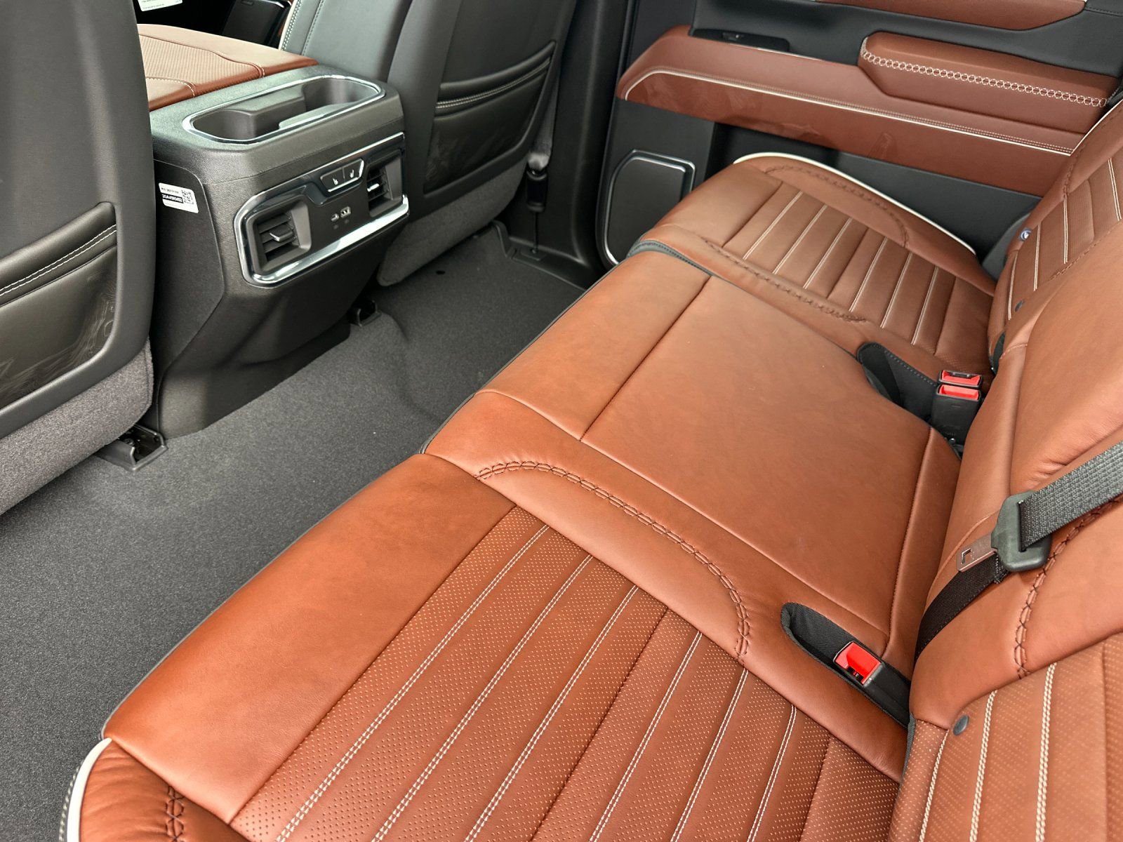 New 2026 GMC Sierra 3500 Denali Ultimate image 12