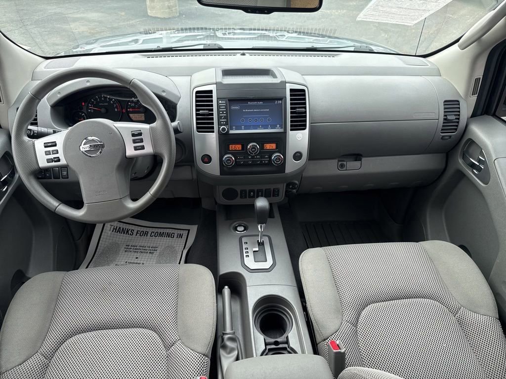 Used 2020 Nissan Frontier SV image 25