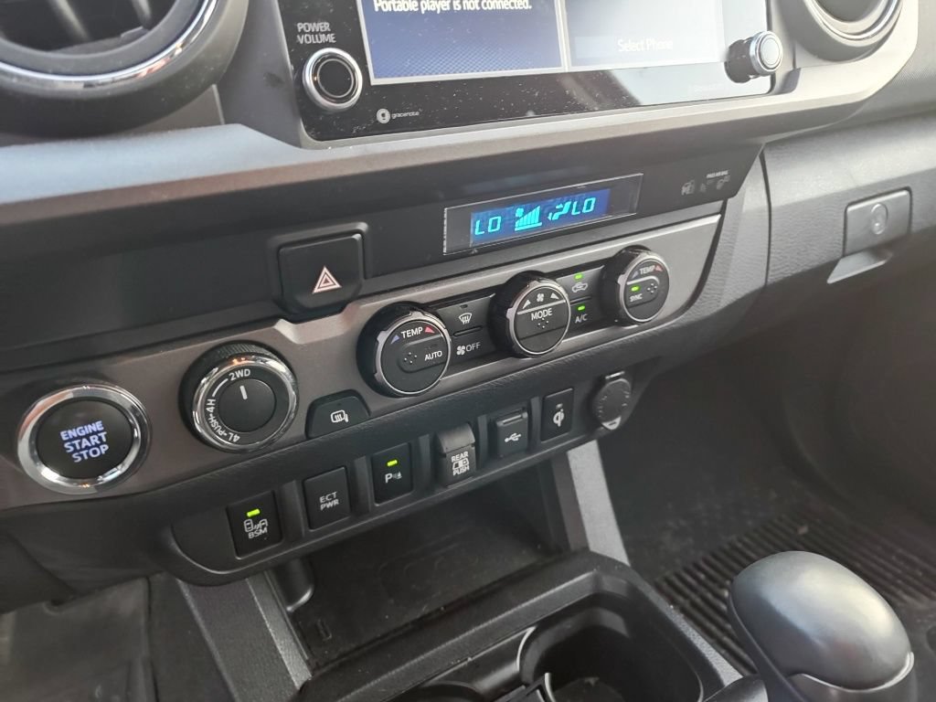 Used 2023 Toyota Tacoma TRD Off-Road w/ Technology Package AWD/4WD image 10