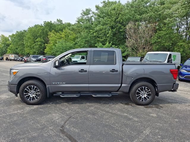 Used 2022 Nissan Titan SV w/ SV Convenience Package AWD/4WD image 5