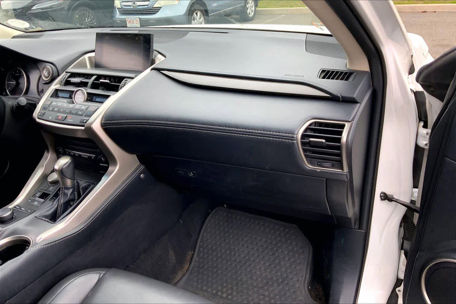 Used 2015 Lexus NX 200t AWD image 19