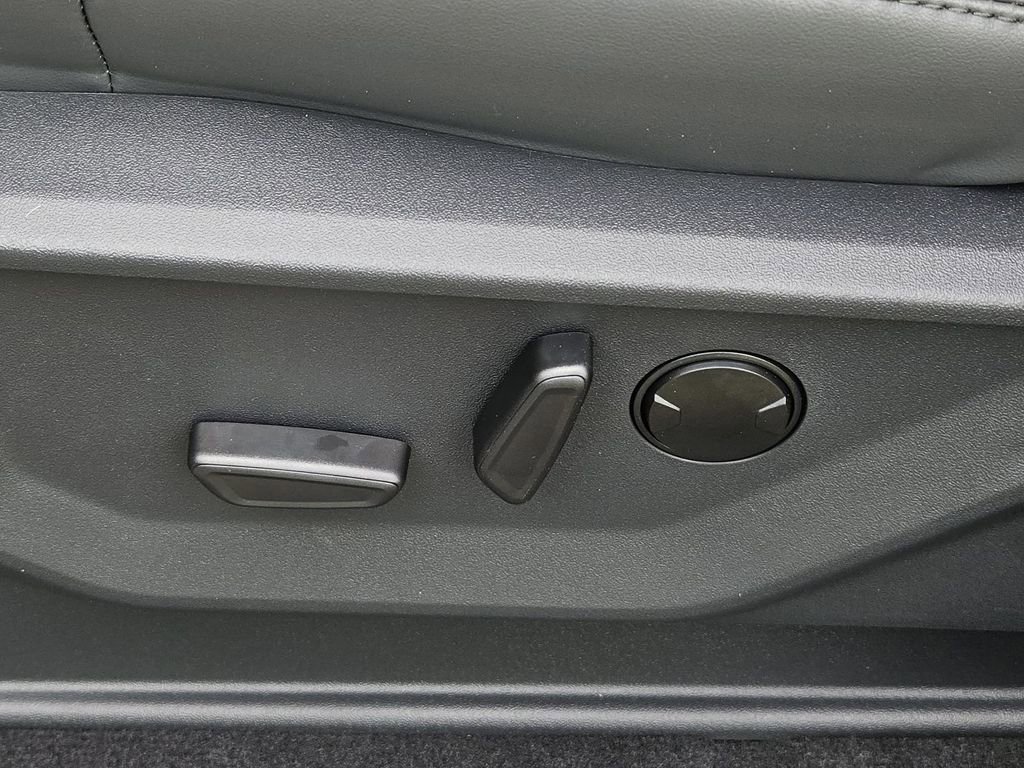 New 2026 Ford Expedition Active RWD image 26