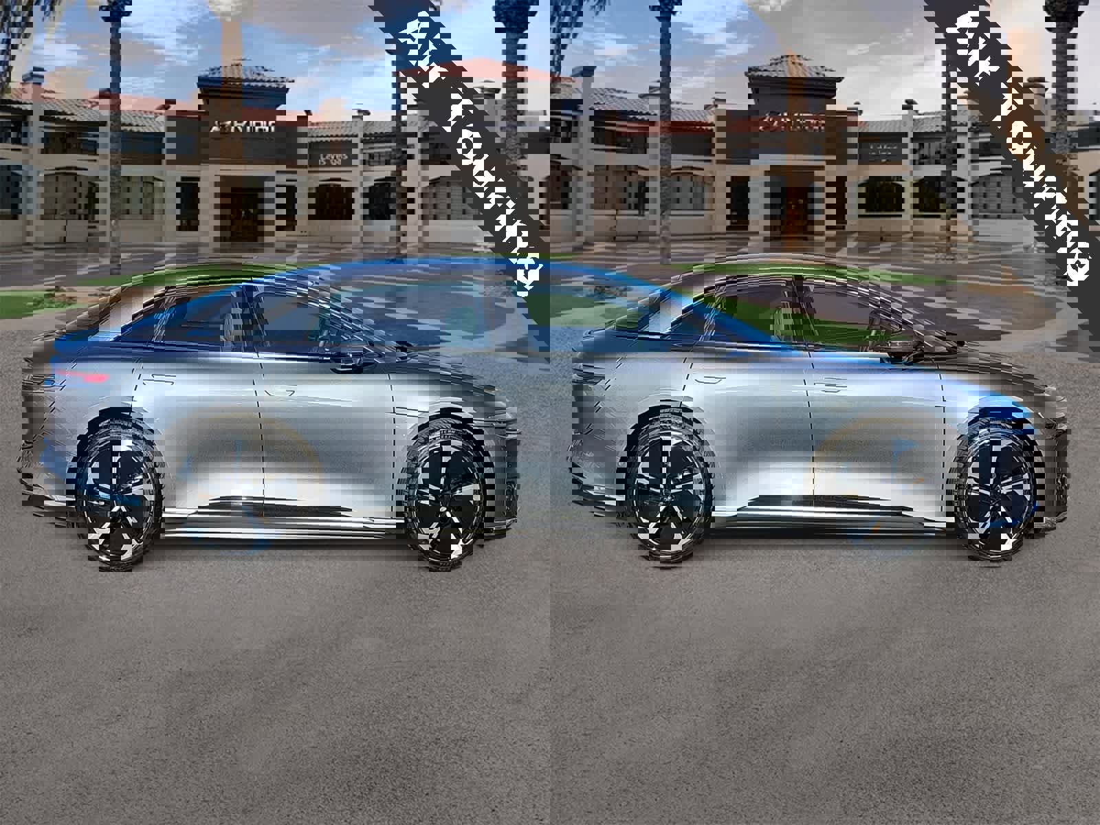 Used 2024 Lucid Air Touring image 9