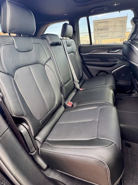 New 2025 Jeep Grand Cherokee Overland w/ Adv Protech Group III image 15