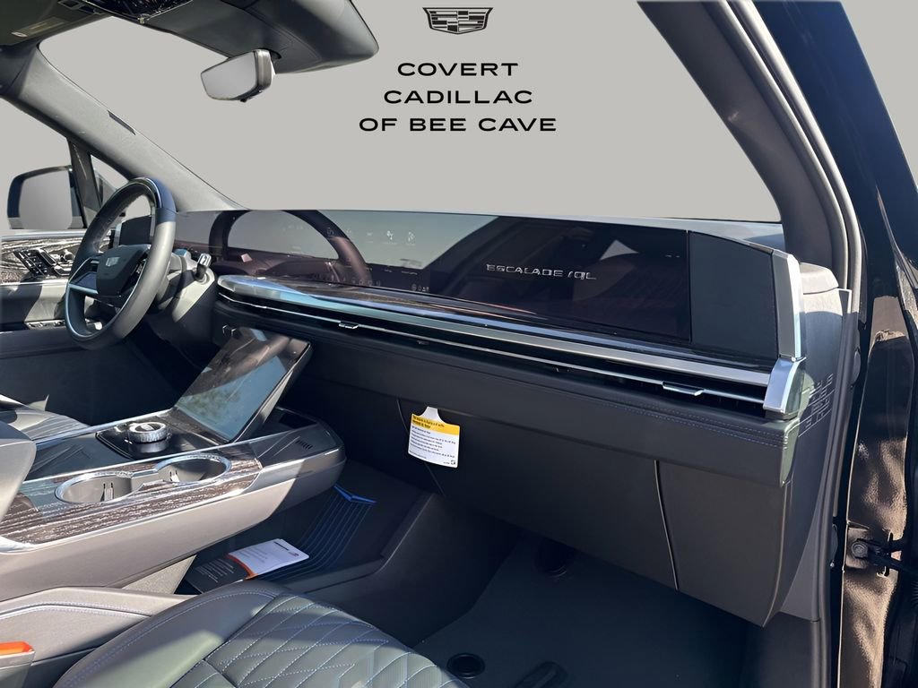 New 2026 Cadillac Escalade IQL Luxury image 16