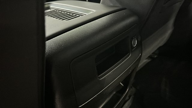 Used 2018 Chevrolet Silverado 1500 LT w/ LT Plus Package AWD/4WD image 28