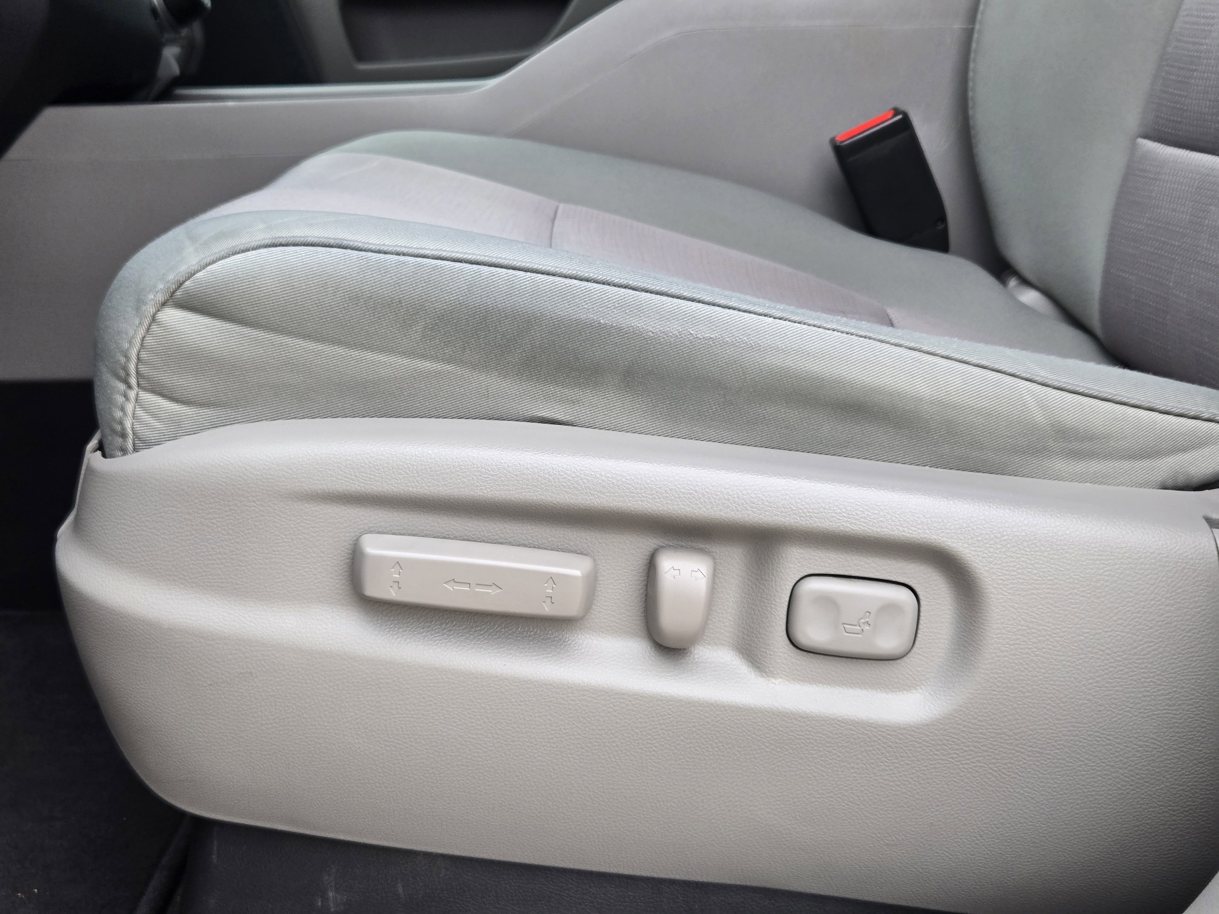 Used 2015 Honda Pilot SE image 18