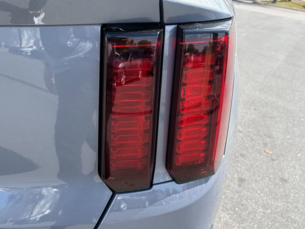 Used 2023 Kia Sorento S image 12