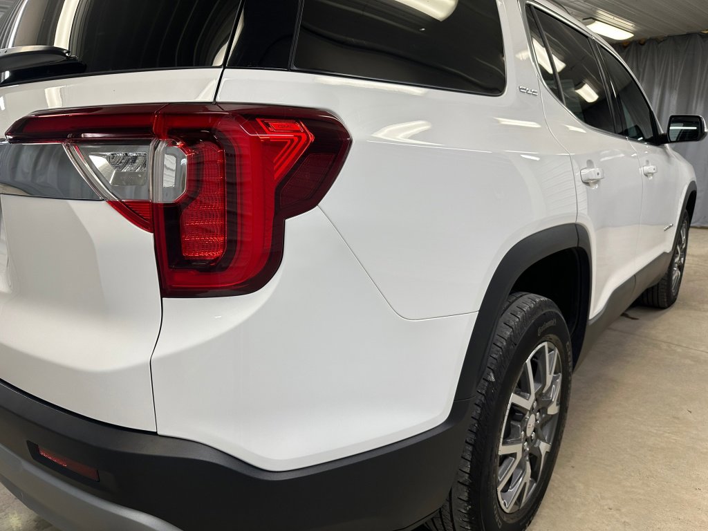 Certified 2023 GMC Acadia SLE w/ Driver Convenience Package image 26