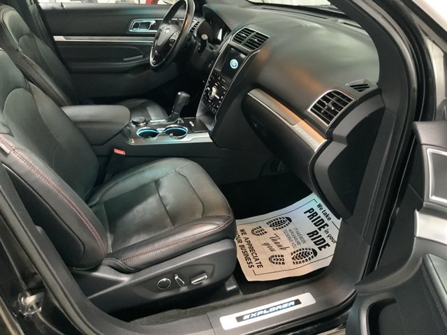 Used 2017 Ford Explorer Sport AWD/4WD image 26