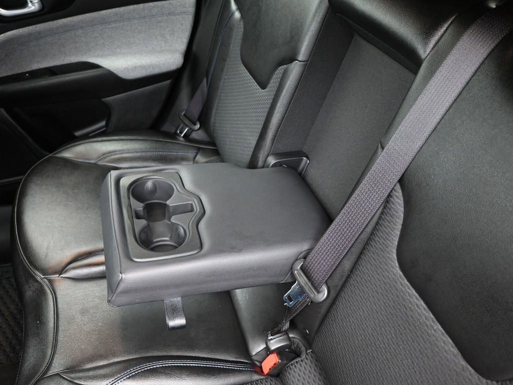 Used 2022 Jeep Compass Latitude w/ Convenience Group image 21