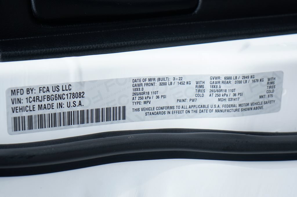 Used 2022 Jeep Grand Cherokee Limited AWD/4WD image 52