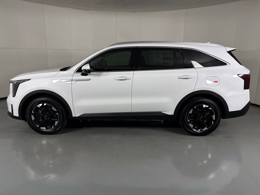 New 2026 Kia Sorento S image 5