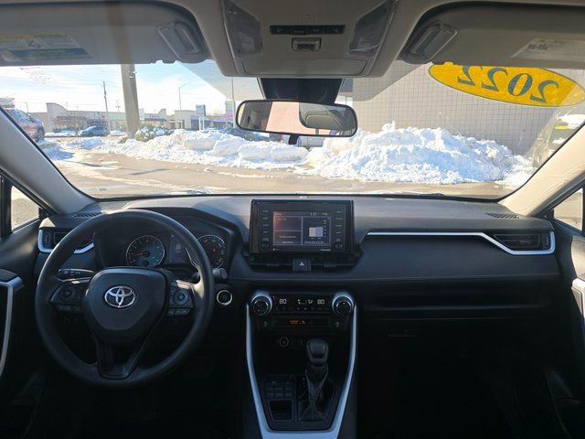 Used 2022 Toyota RAV4 XLE image 14