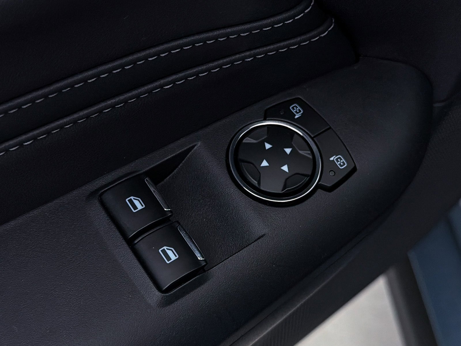 Used 2024 Ford Mustang GT Premium image 21