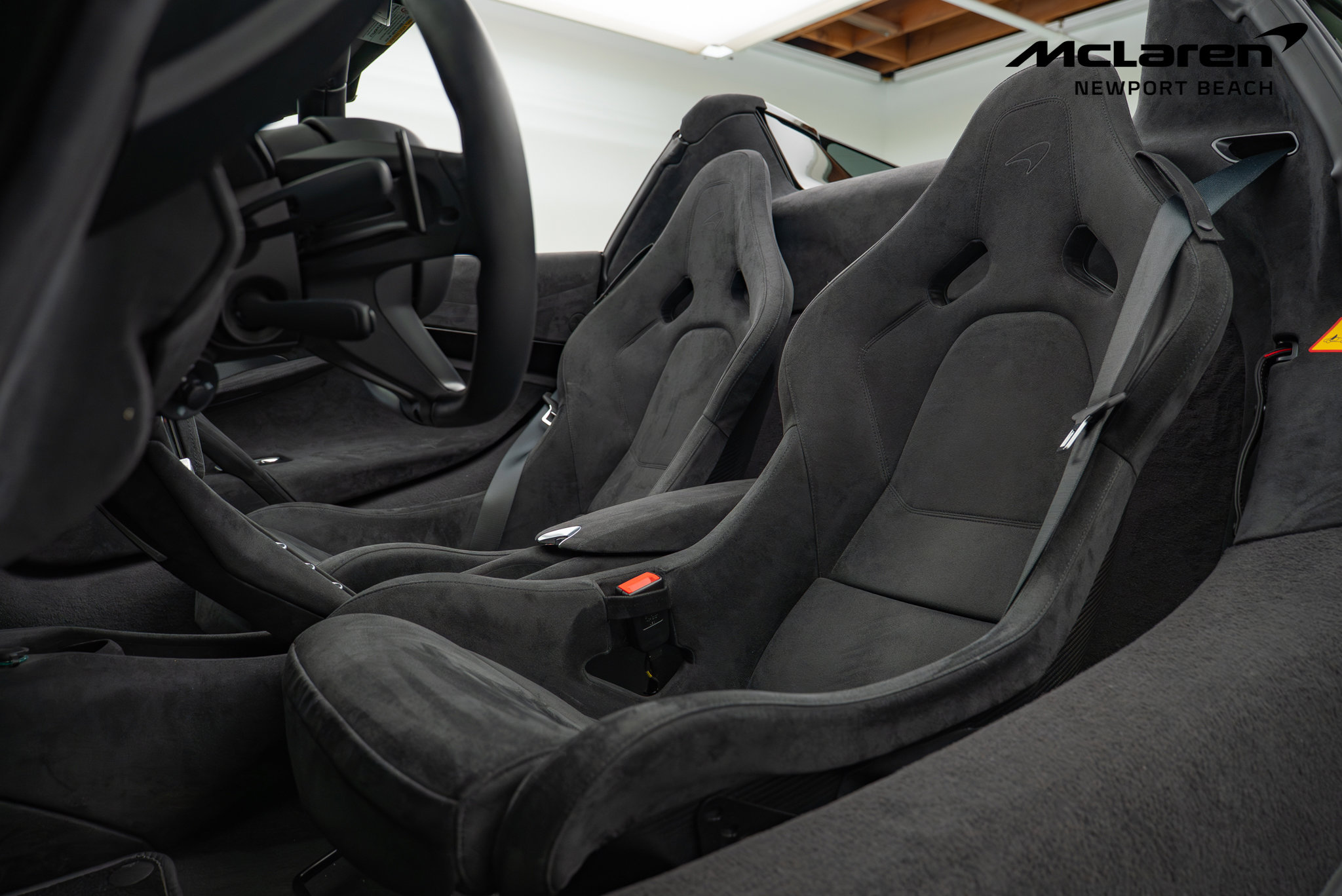 Used 2024 McLaren 750S Spider image 8