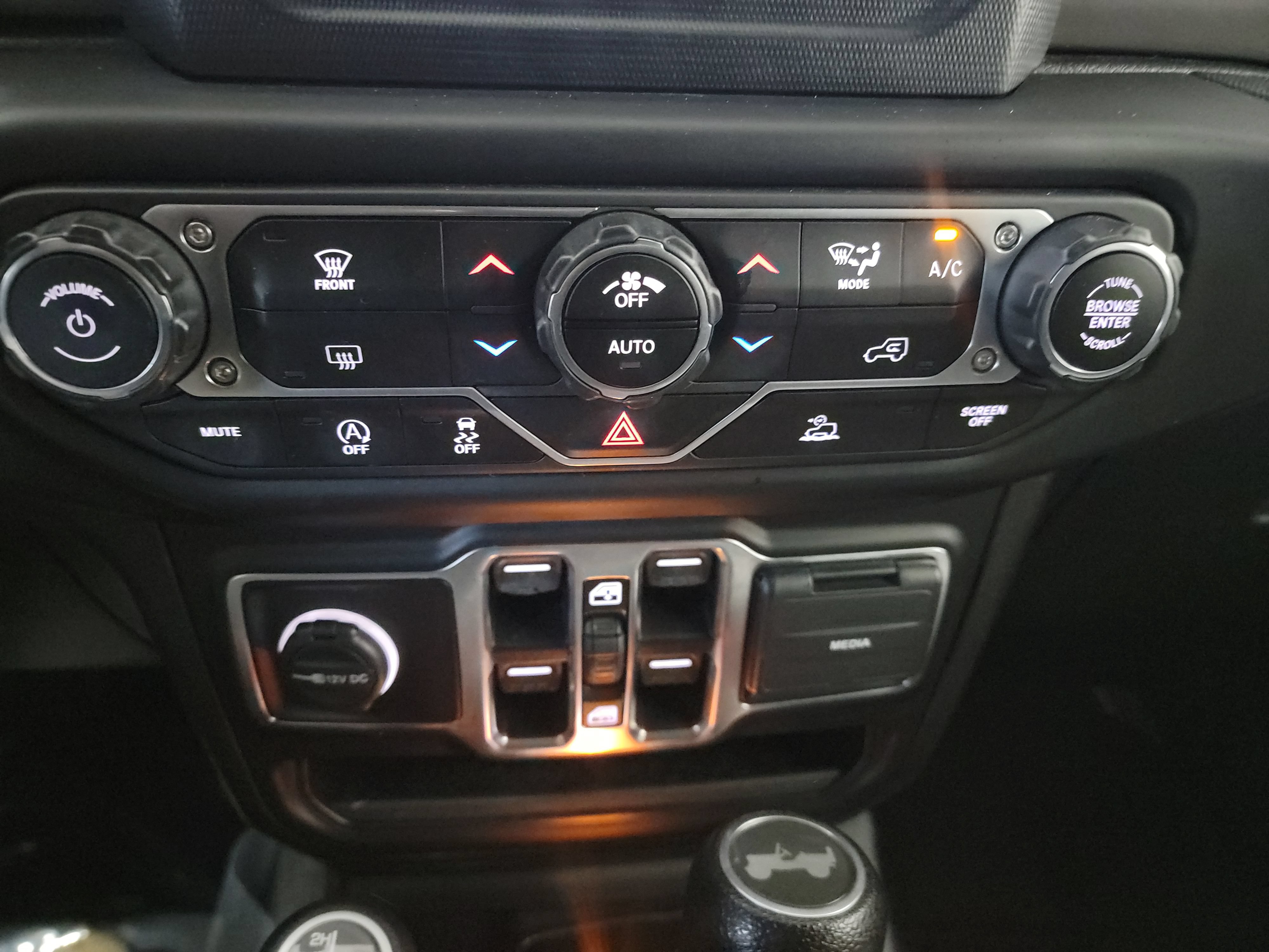 Used 2021 Jeep Wrangler Unlimited Sport AWD/4WD image 21