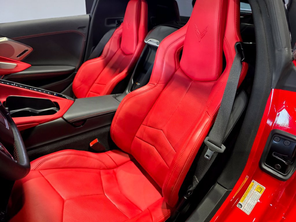 Used 2024 Chevrolet Corvette Stingray Preferred Cpe w/ Z51 Performance Package RWD image 16
