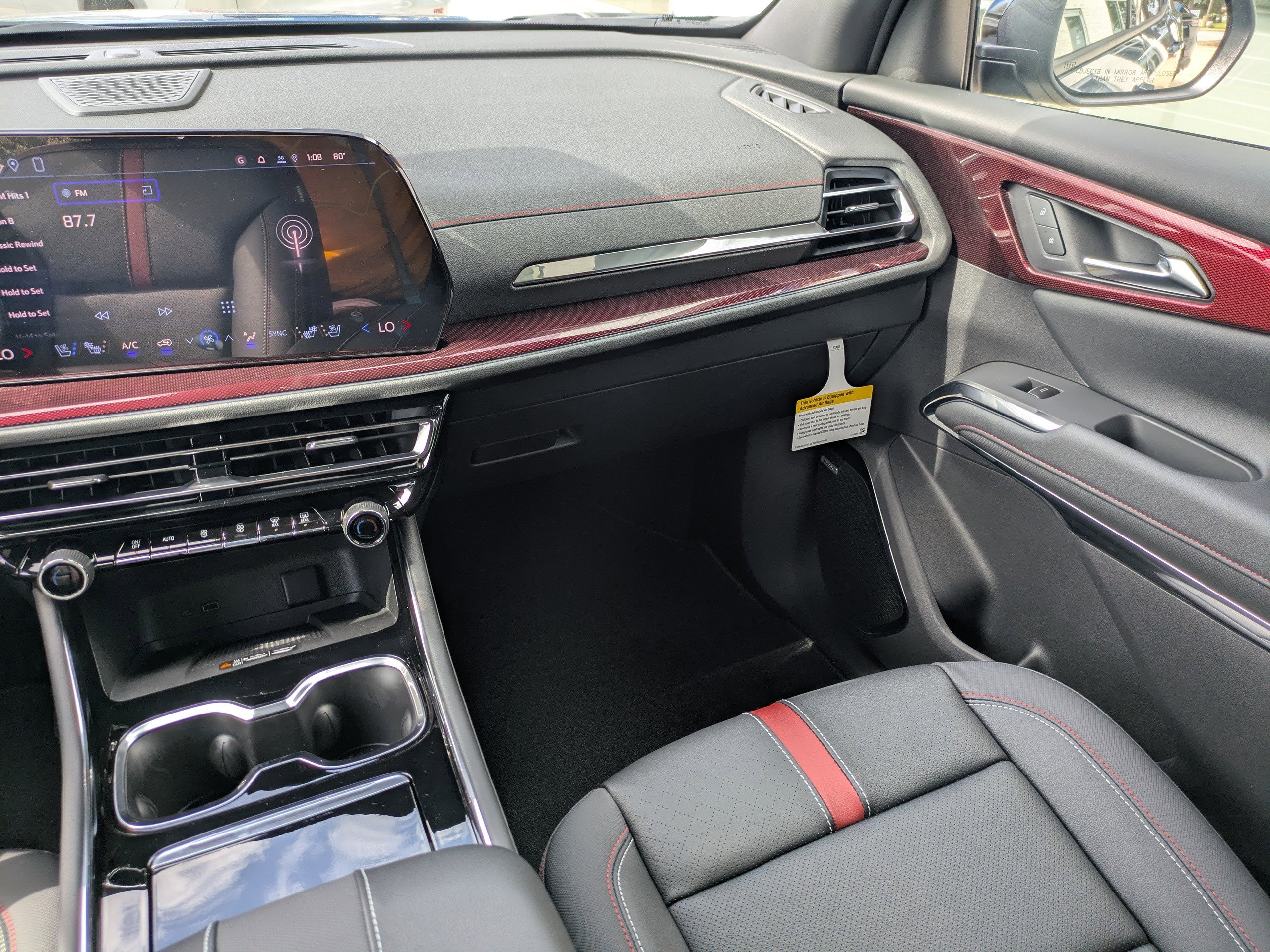 New 2026 Chevrolet Traverse RS image 18