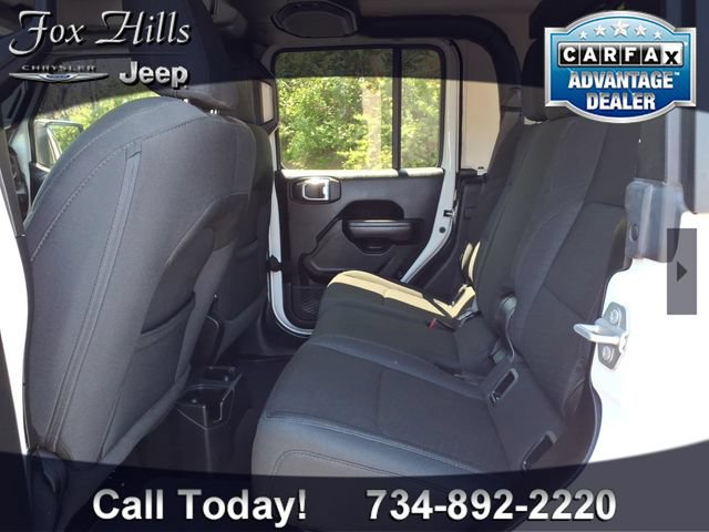 Used 2020 Jeep Gladiator Sport w/ Quick Order Package 24S AWD/4WD image 11