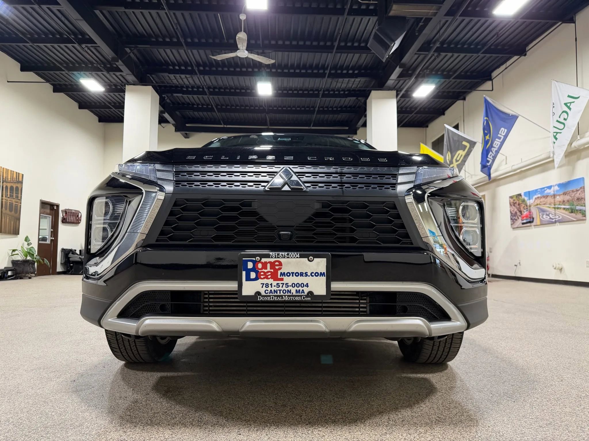 Used 2023 Mitsubishi Eclipse Cross SE image 13