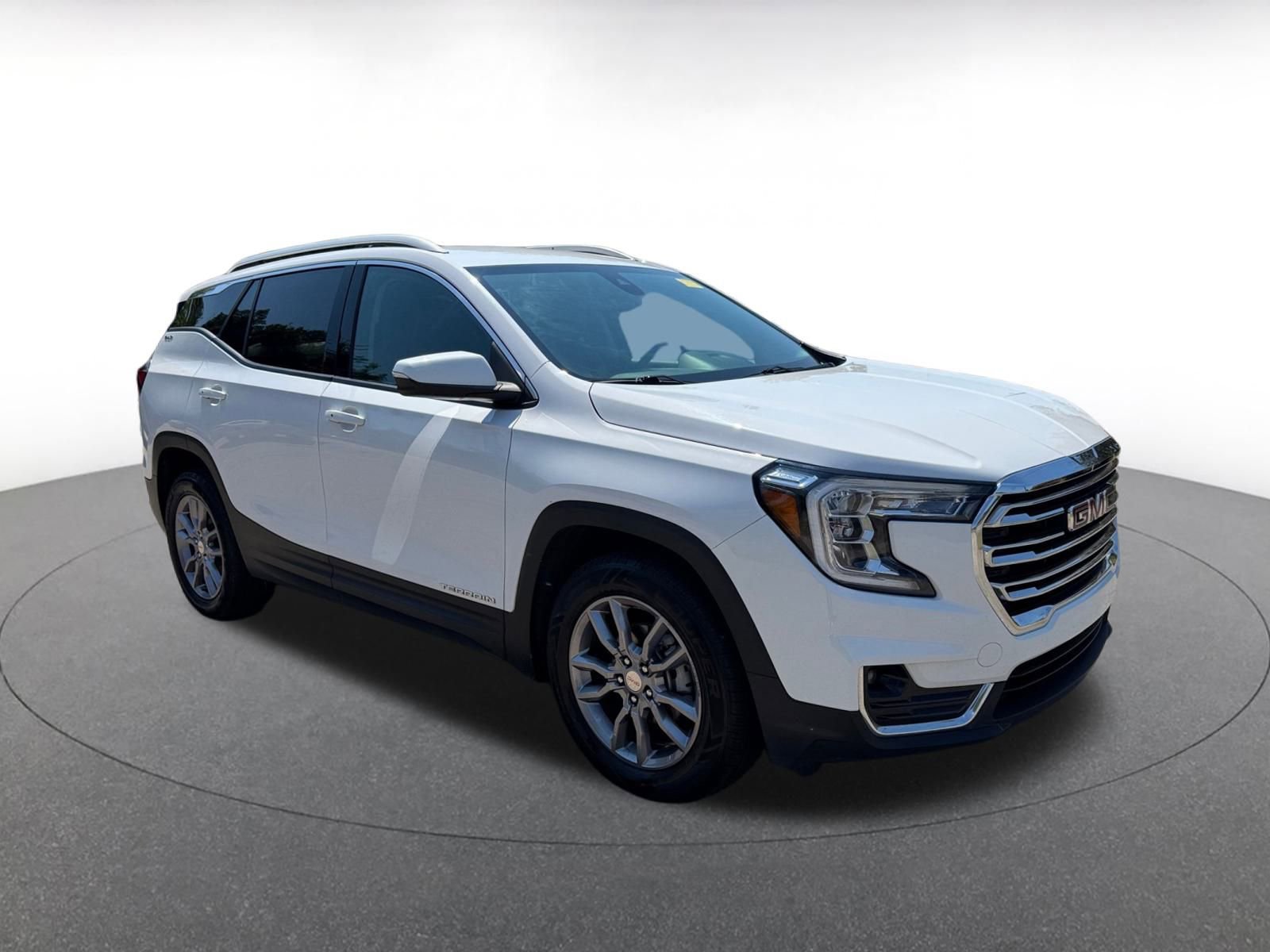 Used 2023 GMC Terrain SLT