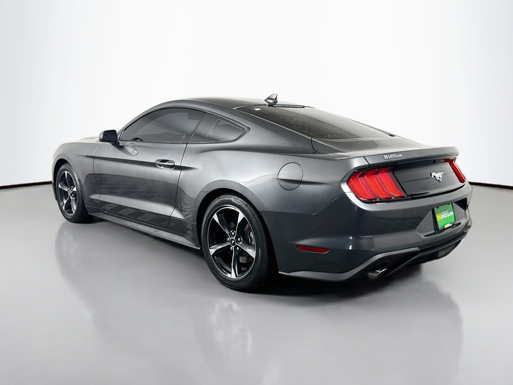Used 2020 Ford Mustang Coupe RWD image 7