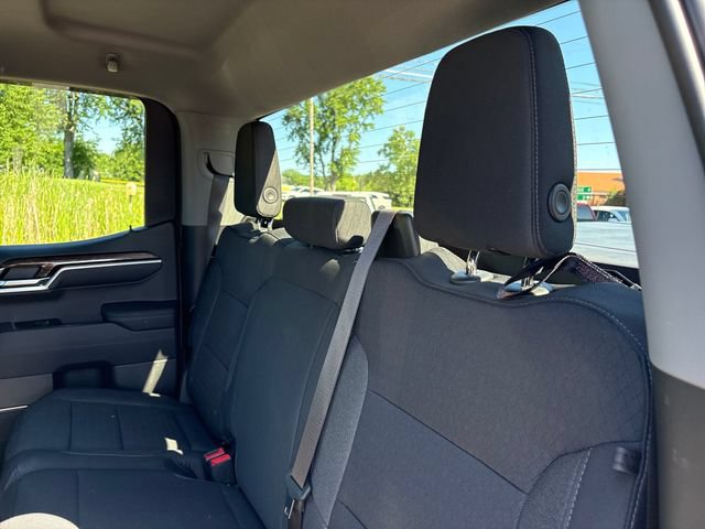 Used 2023 GMC Sierra 1500 SLE AWD/4WD image 19