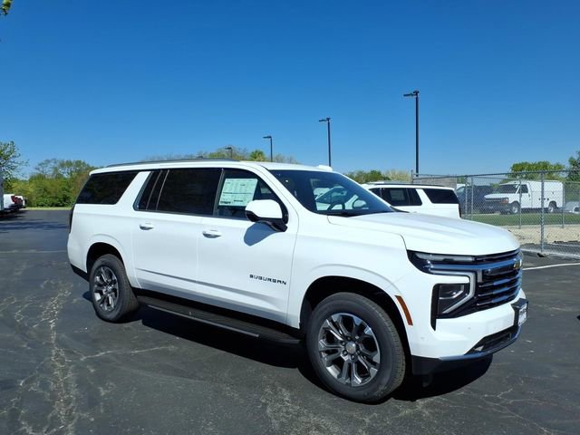 New 2026 Chevrolet Suburban LT w/ Comfort Package