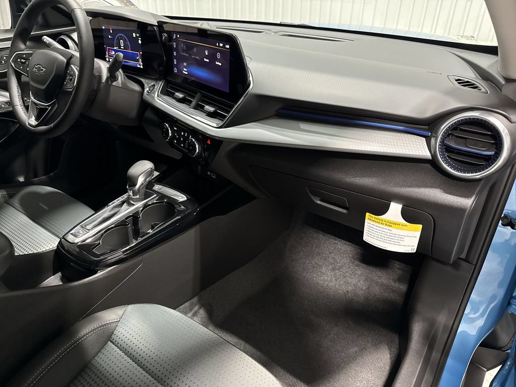 New 2026 Chevrolet Trax LT w/ Midnight Edition FWD image 30