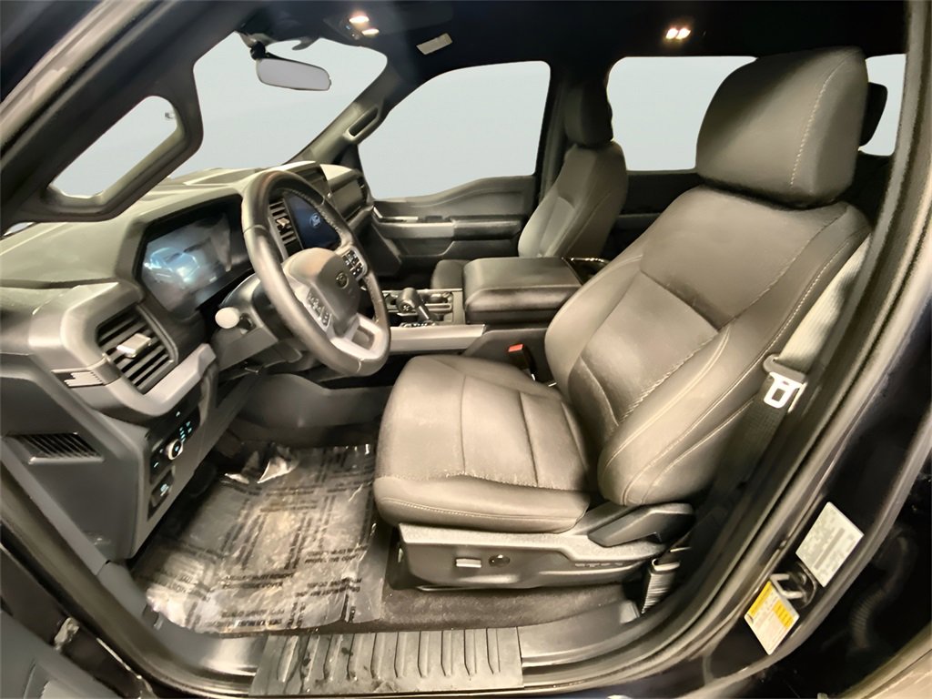 Used 2025 Ford F150 XLT w/ Equipment Group 301A Standard image 5