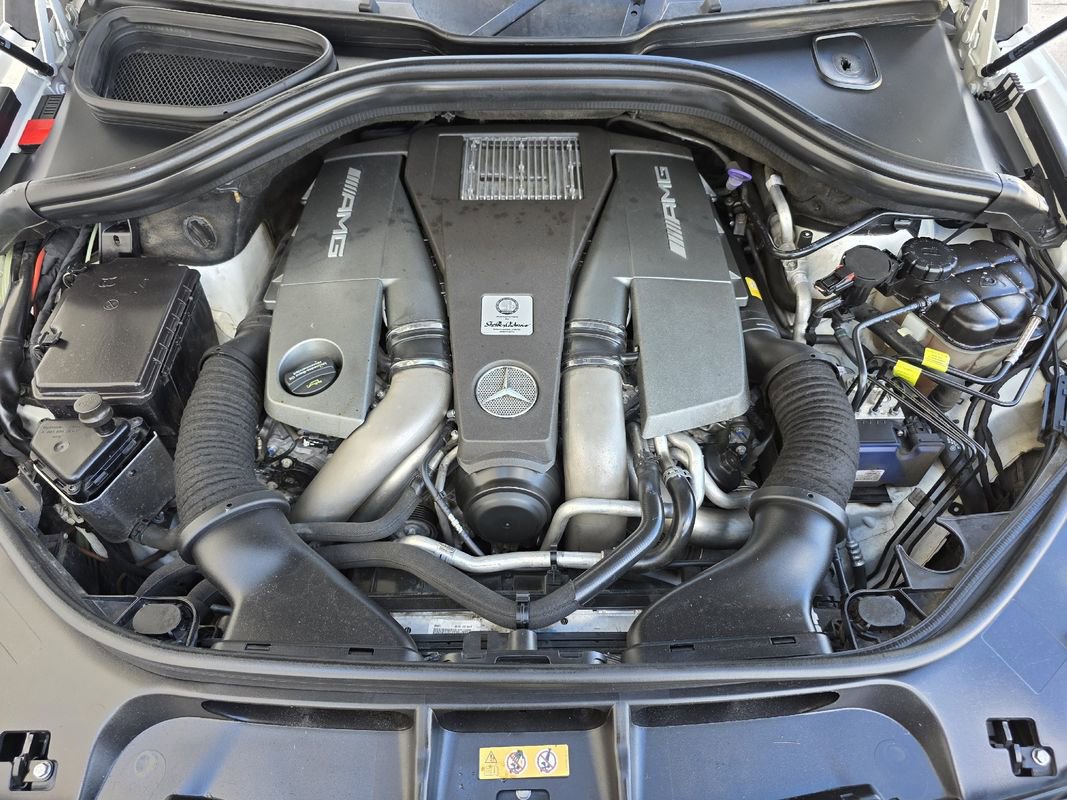 Used 2016 Mercedes-Benz GL 63 AMG 4MATIC image 37