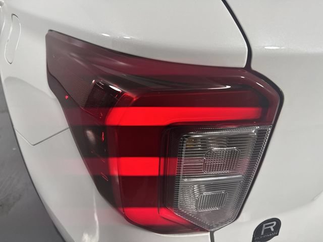 Used 2023 Ford Explorer ST-Line AWD/4WD image 32