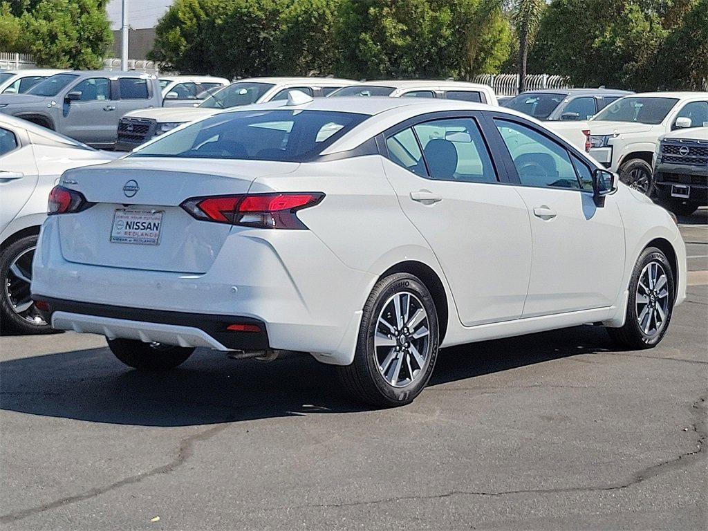 New 2025 Nissan Versa SV w/ Trunk Package image 2
