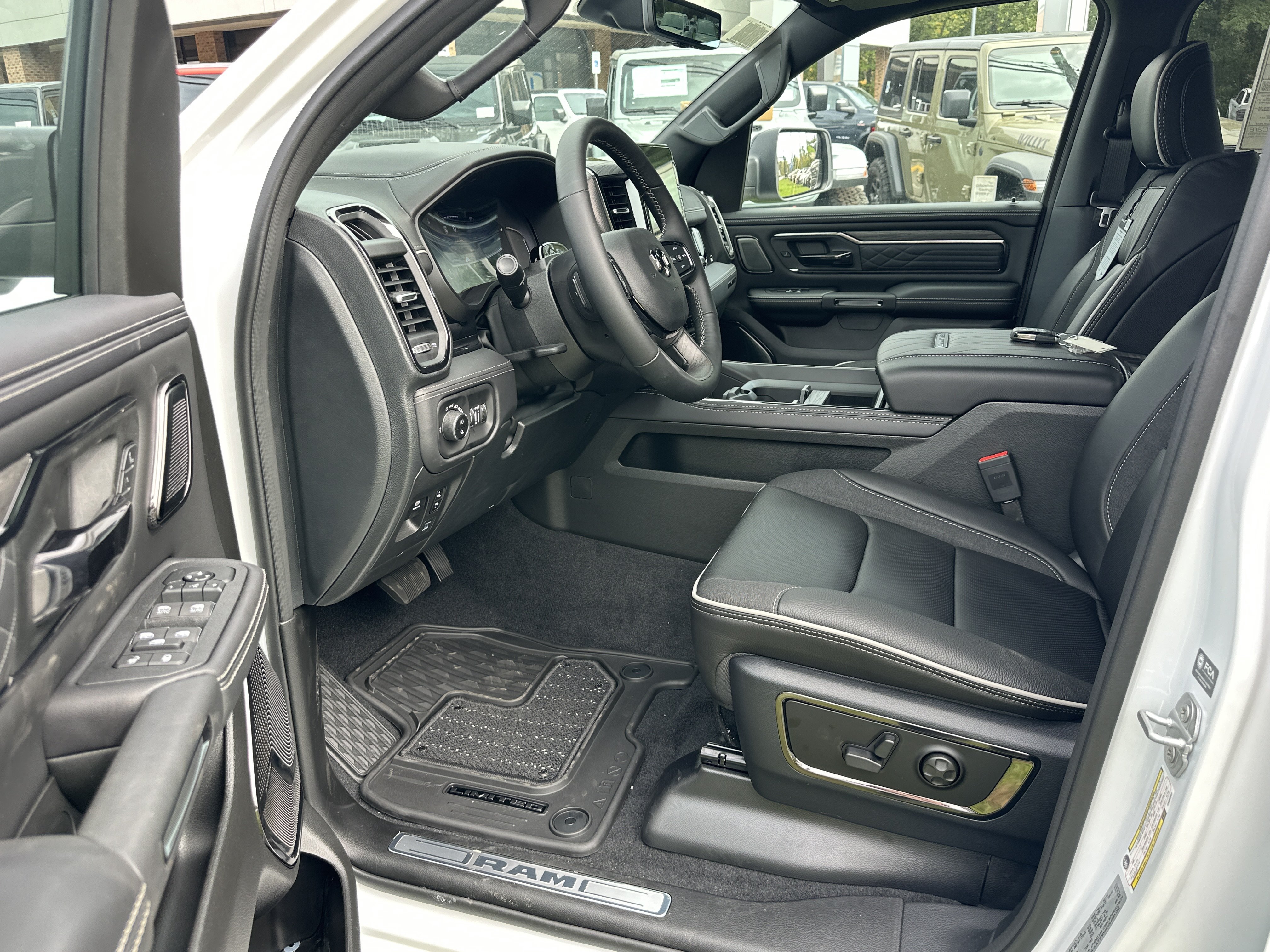 New 2027 RAM 1500 Limited AWD/4WD image 29