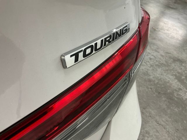 Used 2022 Honda Civic Touring image 7