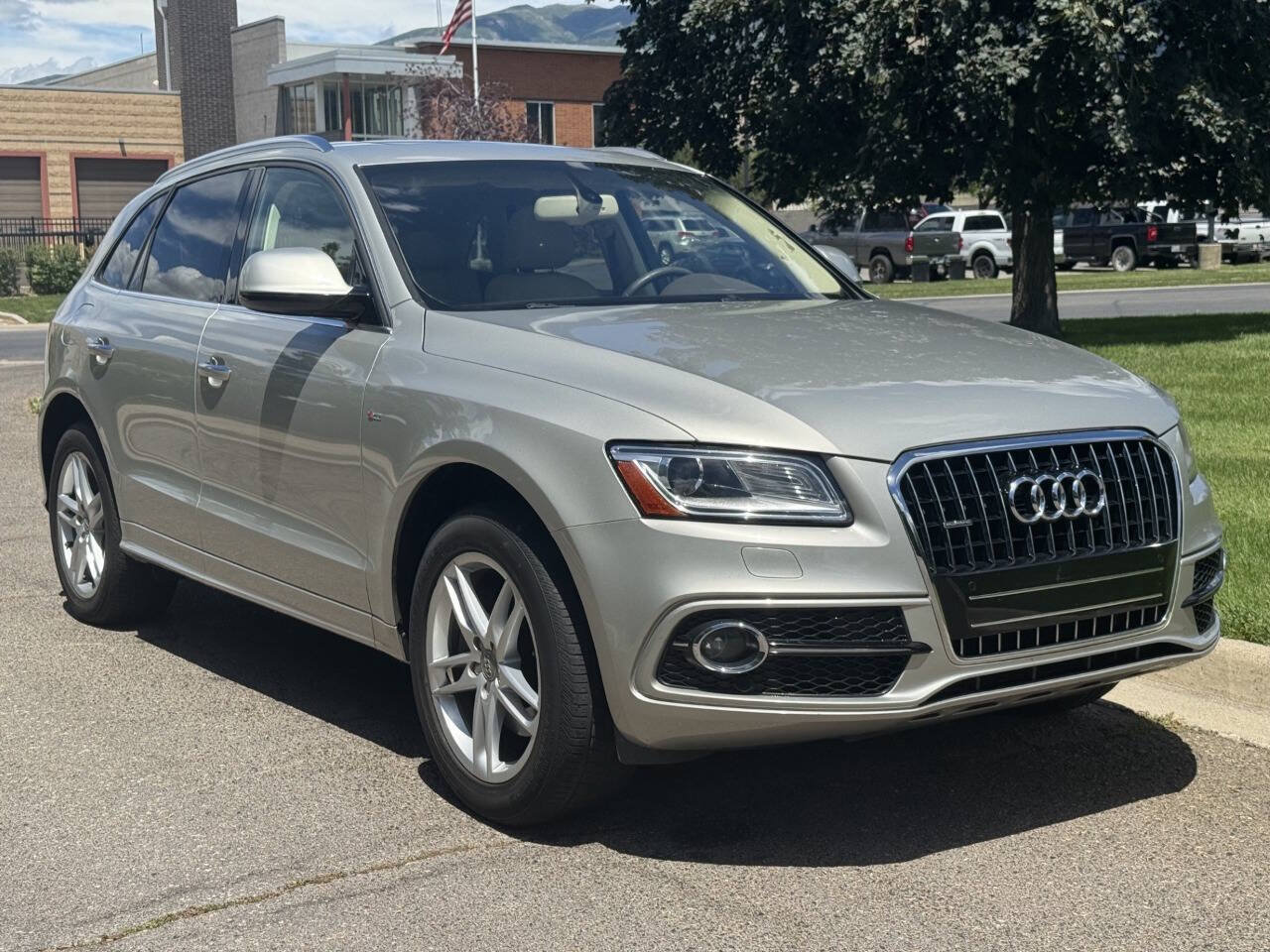 Used 2016 Audi Q5 3.0T Premium Plus AWD/4WD image 1