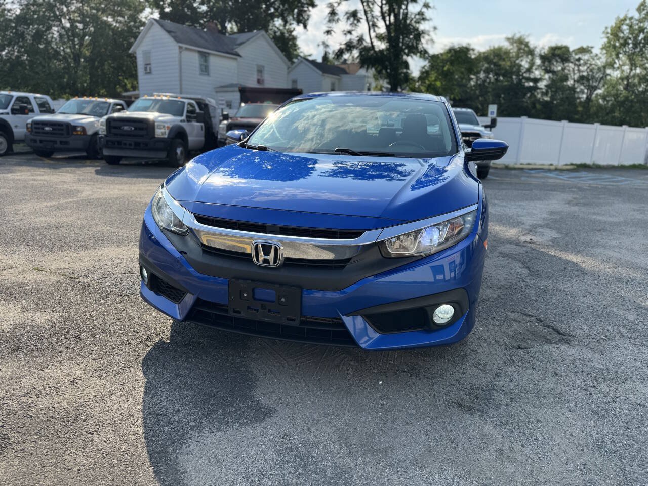 Used 2018 Honda Civic EX-T image 2