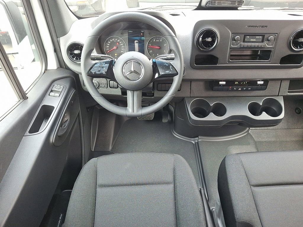 New 2025 Mercedes-Benz Sprinter 2500 image 8