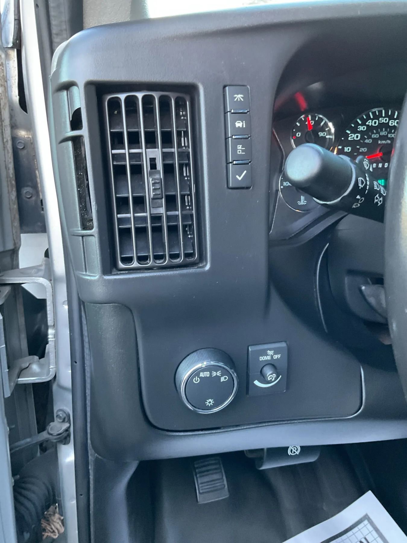 Used 2020 GMC Savana 3500 w/ Driver Convenience Package image 26