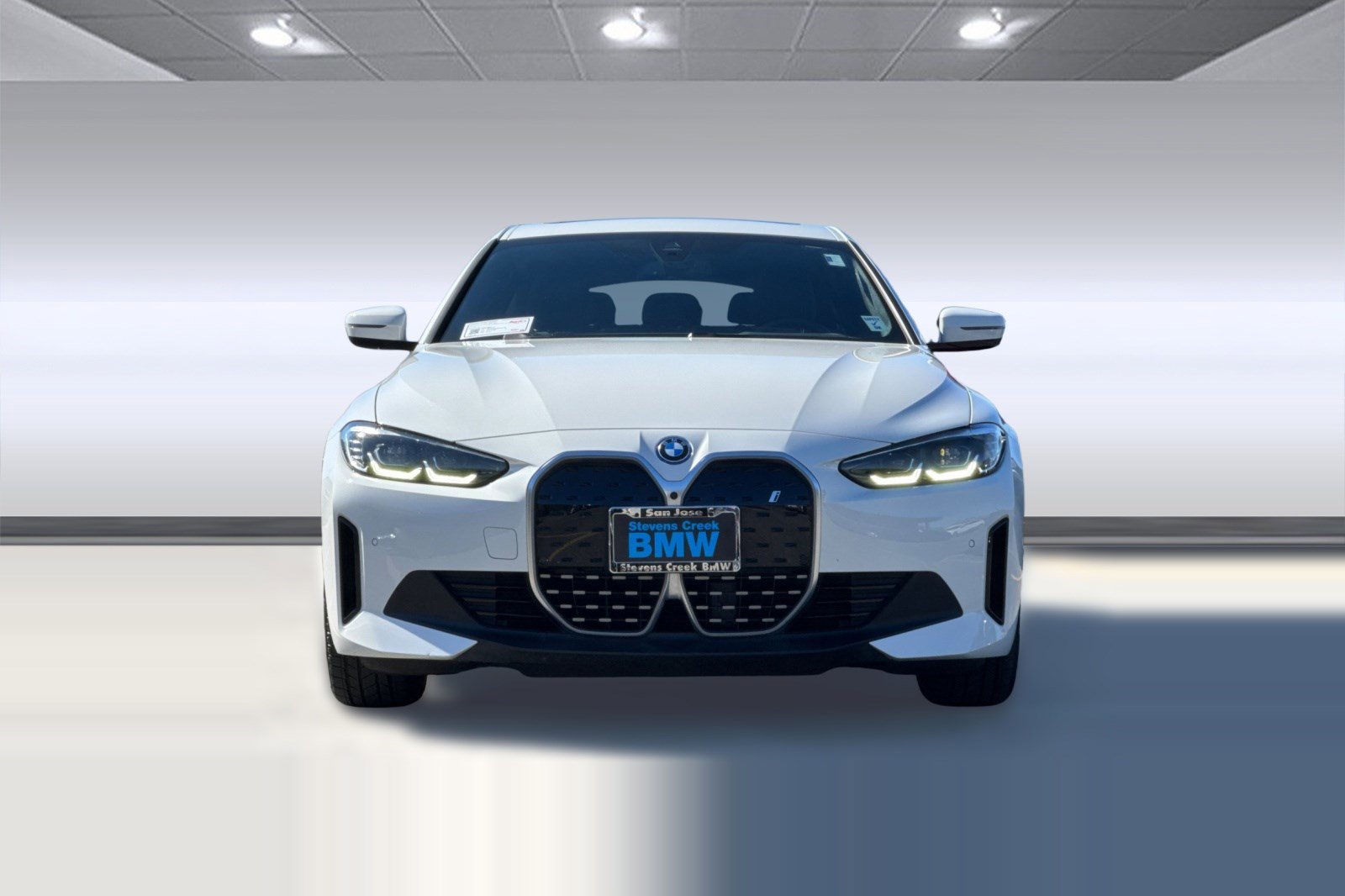Certified 2023 BMW i4 eDrive35 w/ Premium Package image 5