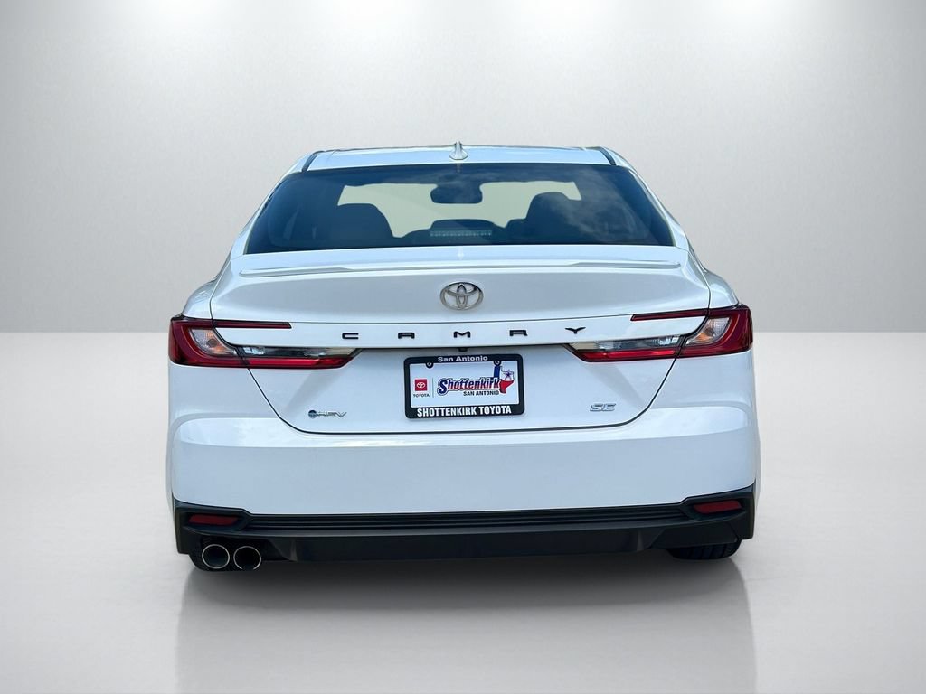Used 2025 Toyota Camry SE w/ Convenience Package FWD image 6