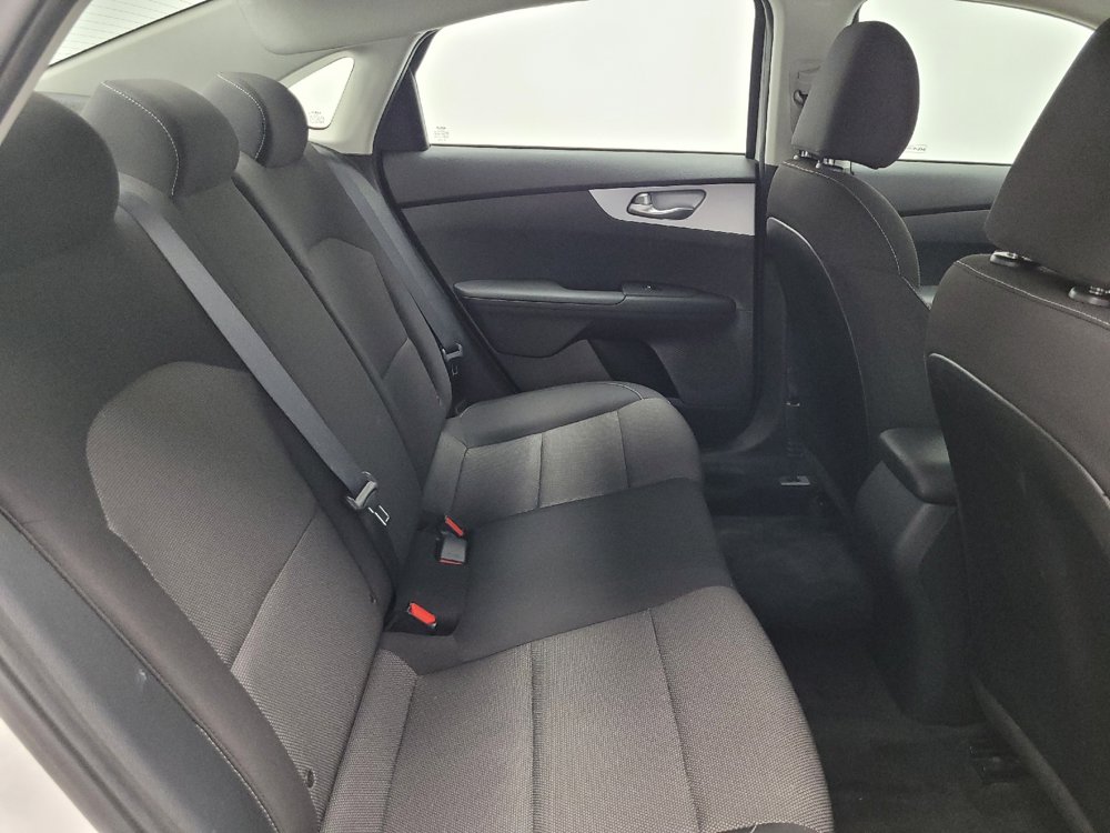 Used 2023 Kia Forte LXS w/ LXS Technology Package FWD image 19