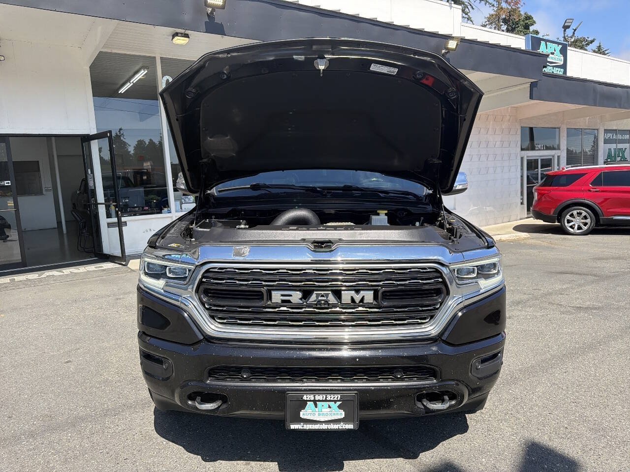Used 2022 RAM 1500 Limited AWD/4WD image 12