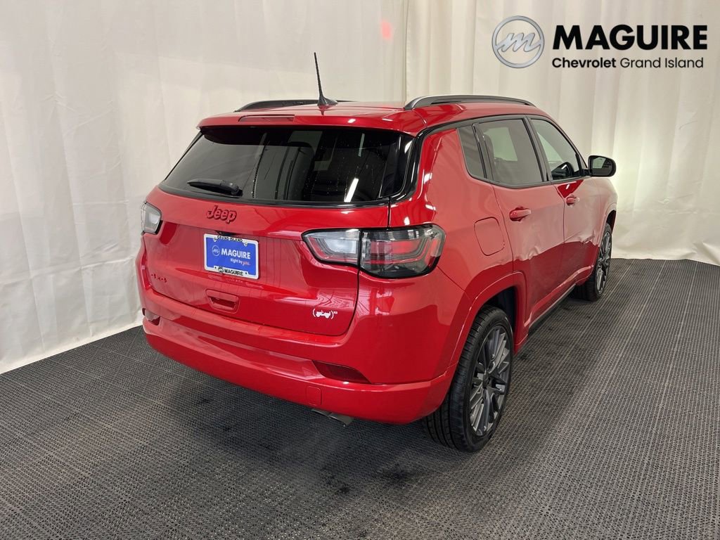 Used 2022 Jeep Compass Limited w/ (RED) Package AWD/4WD image 28